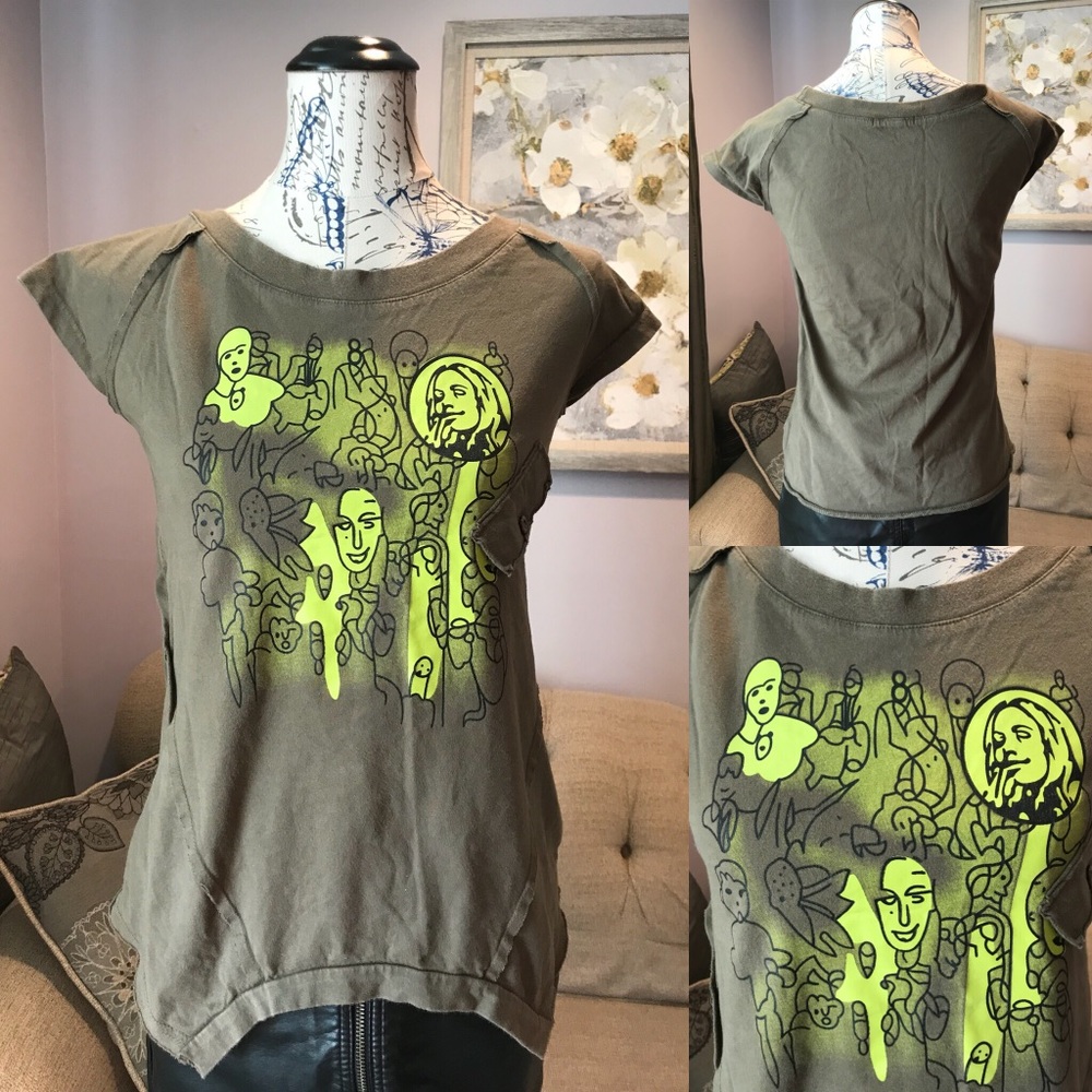 Unique print asymmetric shirt